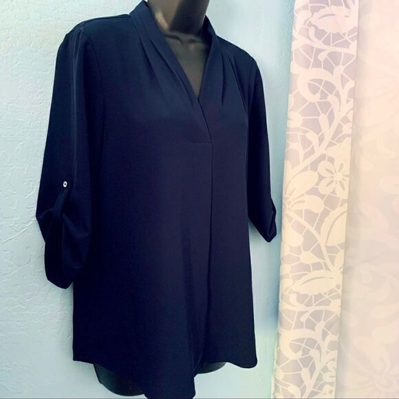 Calvin Klein Navy Blue Pullover Blouse With 3/4 Button Sleeves Size Medium/Large - Picture 2 of 6